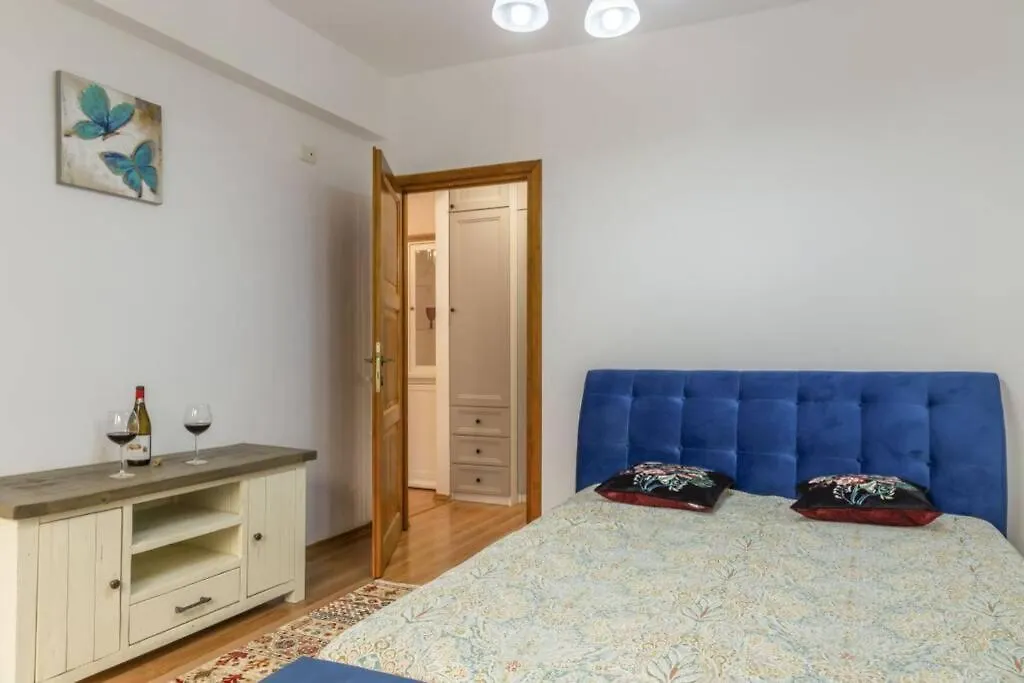 Inova Downtown Apartment Bucharest